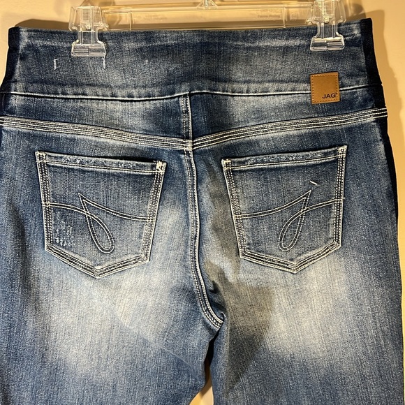 EUC JAG Jeans cropped distressed jeggings.  High Rise Skinny  Size 10 - Picture 4 of 7